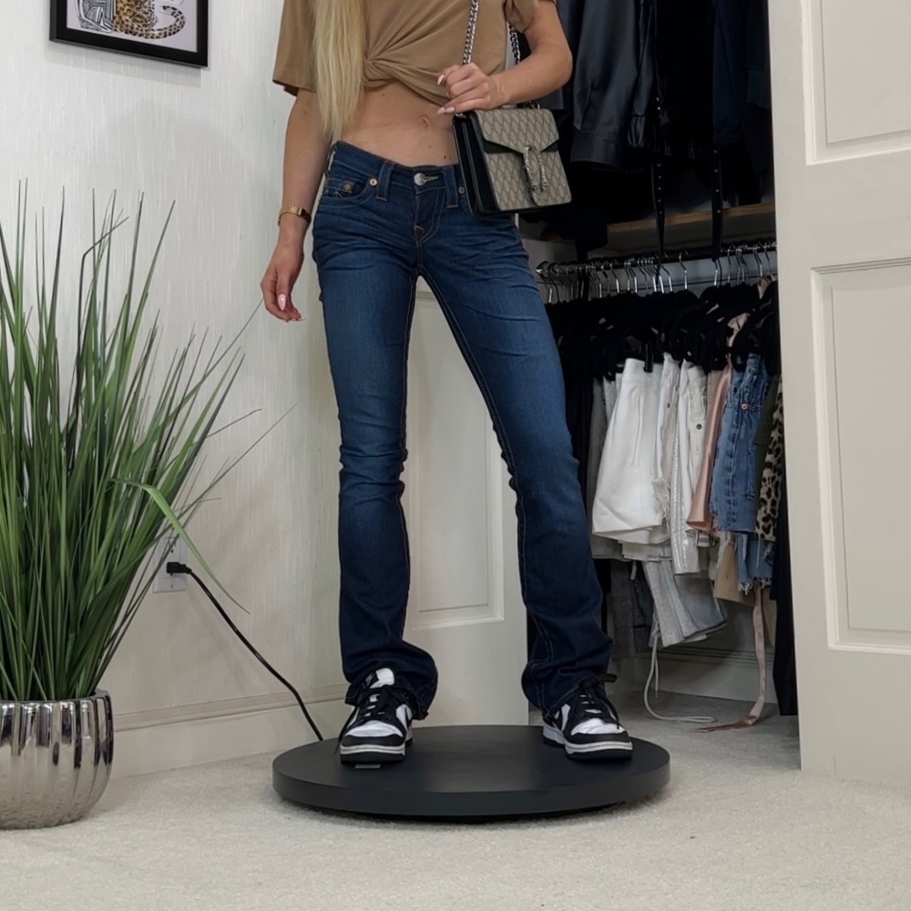 TRUE RELIGION FLARE JEANS 24